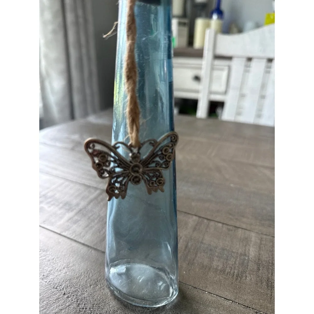 clear glass bud vase rustic rope-wrapped neck‎ butterfly decorative charm 9x3